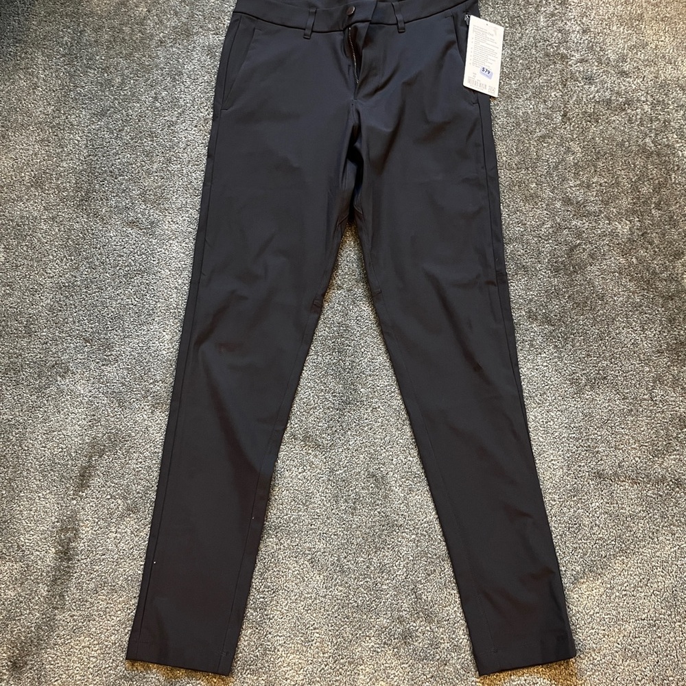 Lululemon Men’s NEW Commission pant - navy blue 32”x34”